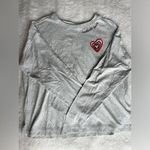EMBROIDERED HEART LONG SLEEVE - GRAY - LARGE - OLD NAVY